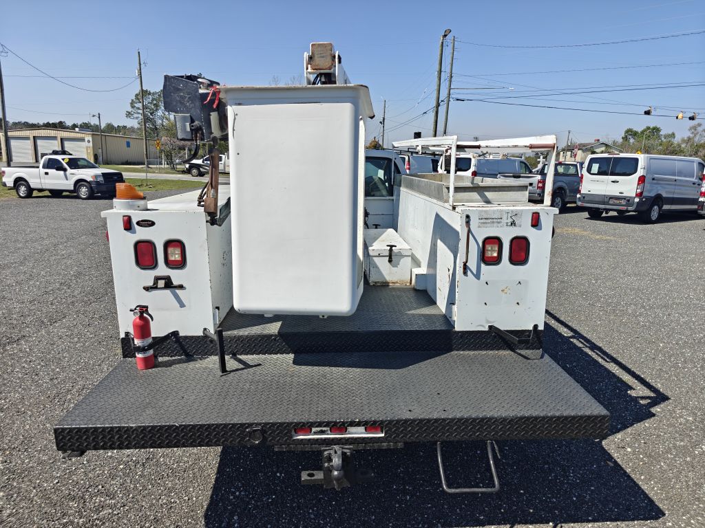 Photo 10 of this FORD F450 BUCKET