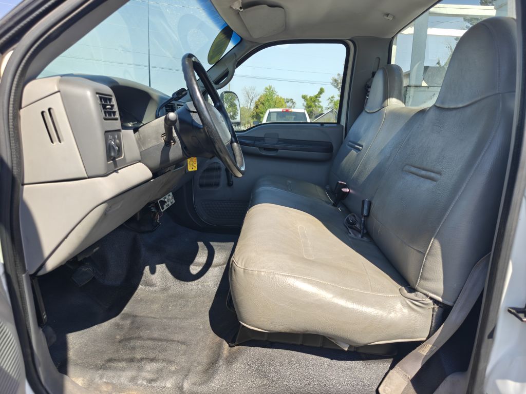 Photo 21 of this FORD F450 BUCKET