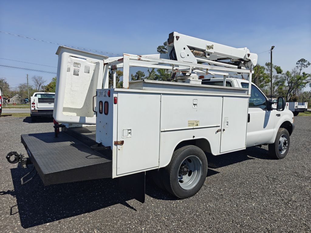 Photo 6 of this FORD F450 BUCKET