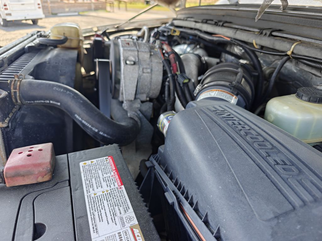 Photo 33 of this FORD F450 BUCKET