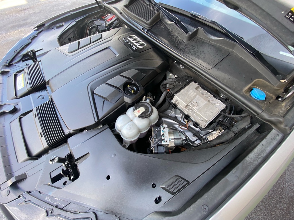 Photo 76 of this AUDI Q7