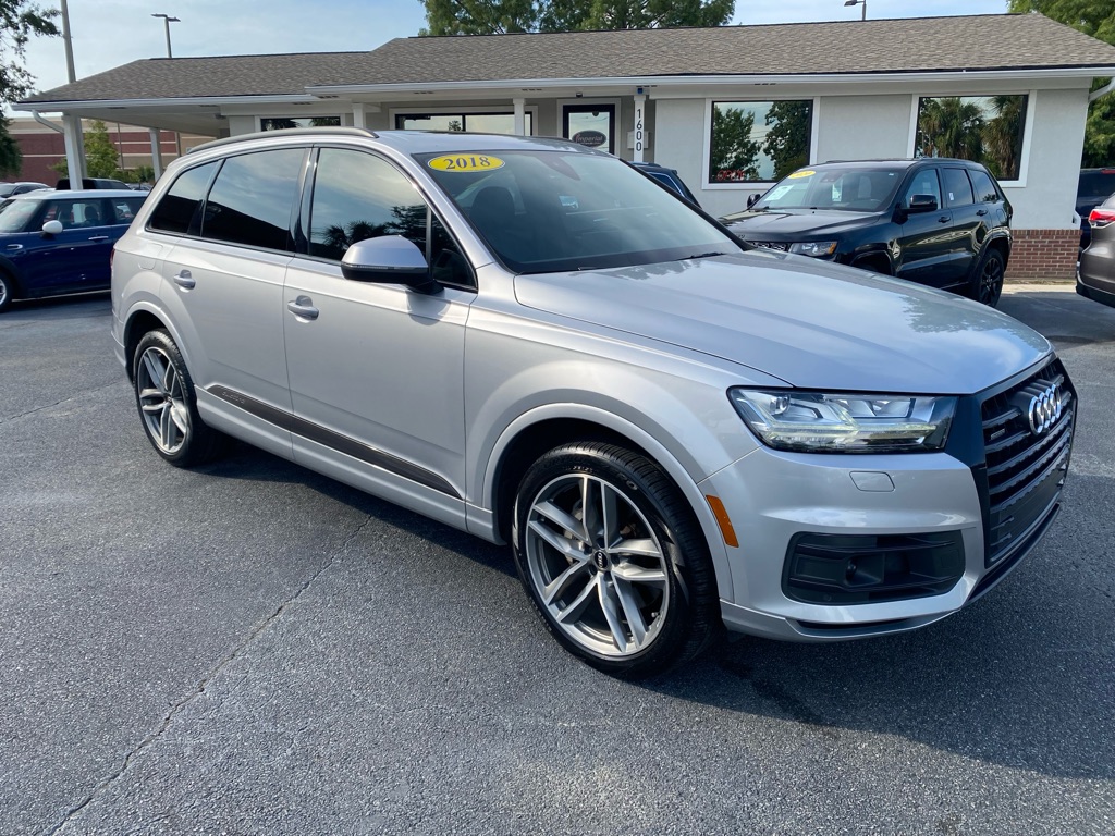Photo 6 of this AUDI Q7