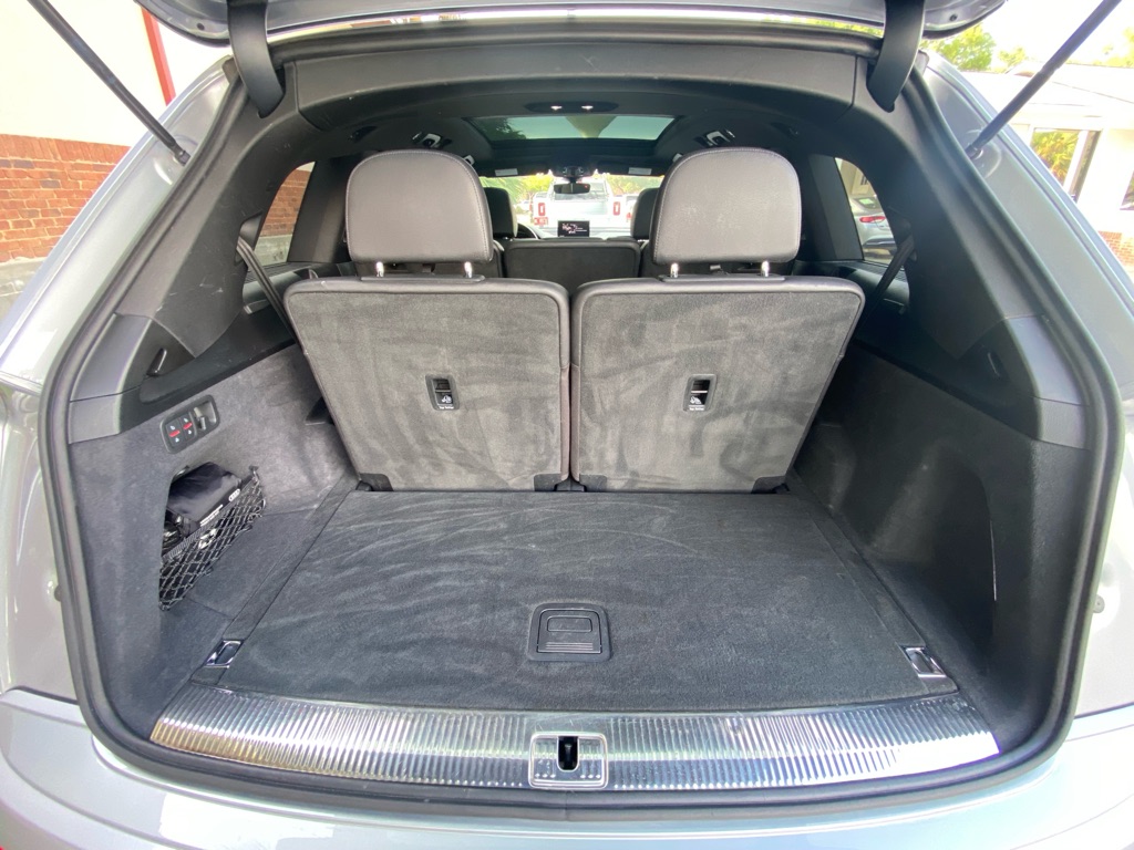 Photo 58 of this AUDI Q7