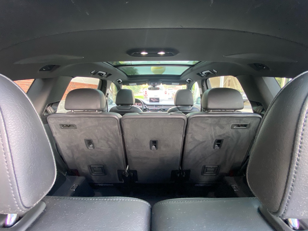 Photo 62 of this AUDI Q7