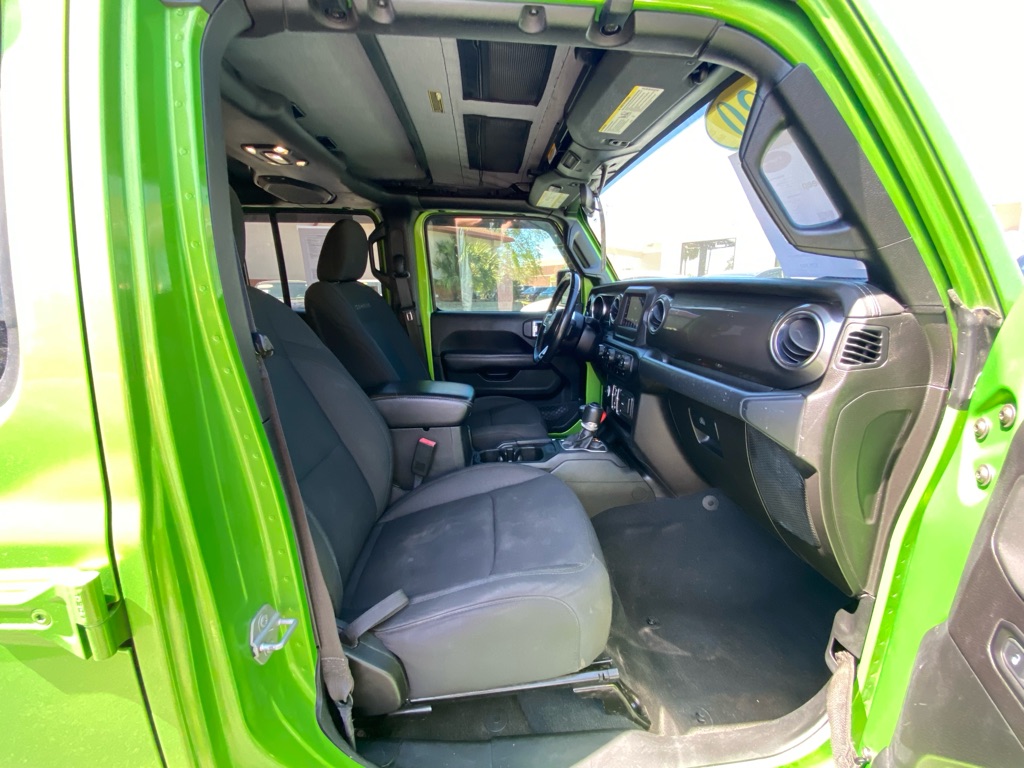 Photo 36 of this JEEP WRANGLER UNLIMI