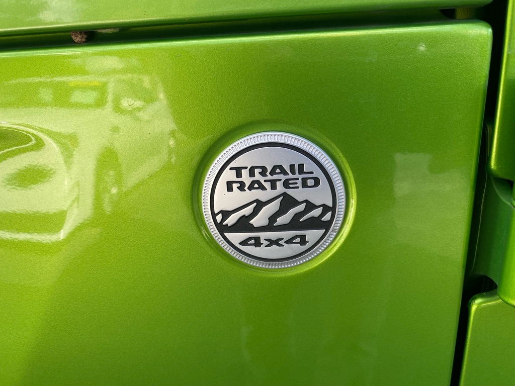 Photo 10 of this JEEP WRANGLER UNLIMI