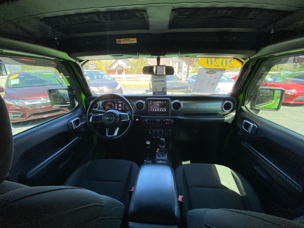 Photo 14 of this JEEP WRANGLER UNLIMI