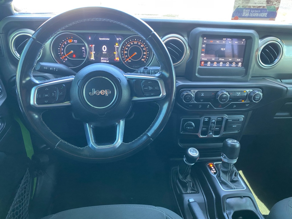 Photo 19 of this JEEP WRANGLER UNLIMI