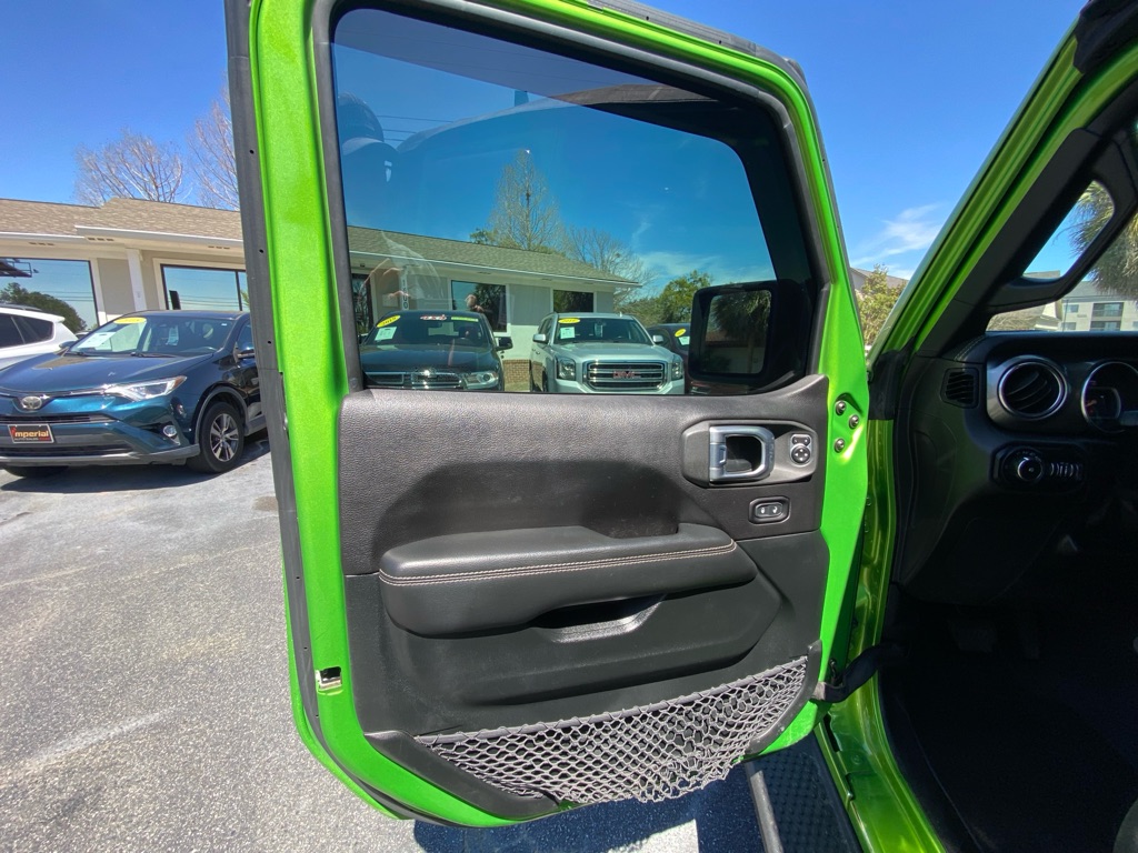 Photo 35 of this JEEP WRANGLER UNLIMI