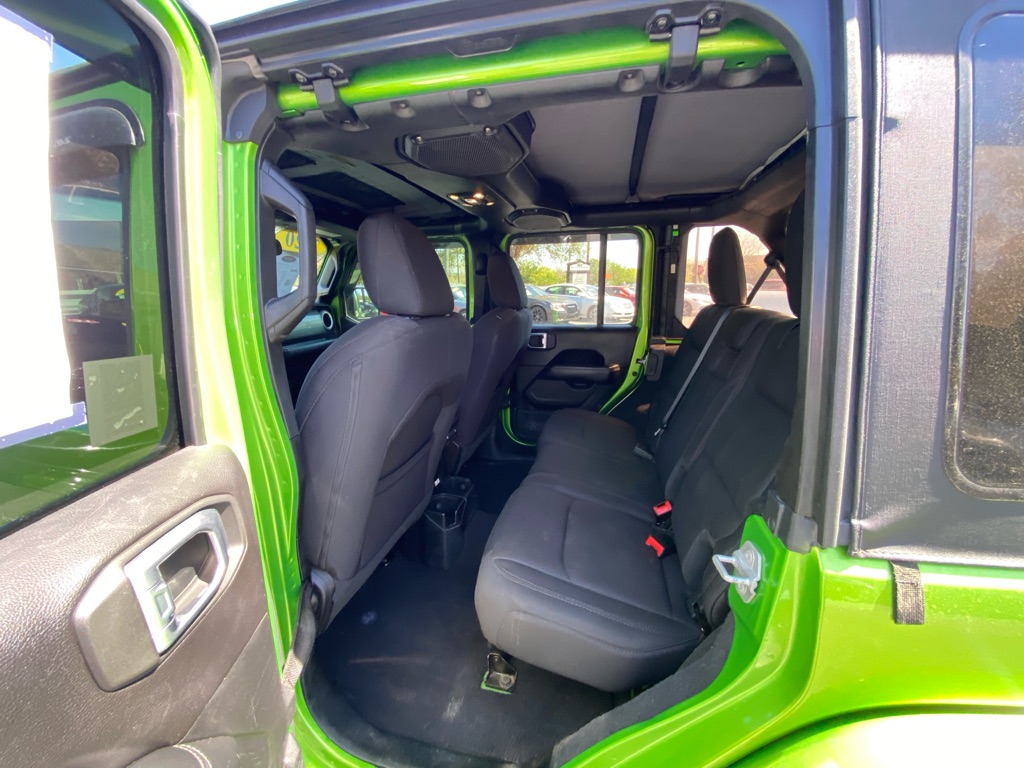 Photo 56 of this JEEP WRANGLER UNLIMI