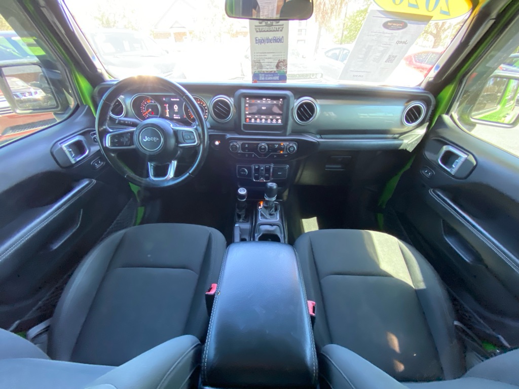 Photo 15 of this JEEP WRANGLER UNLIMI