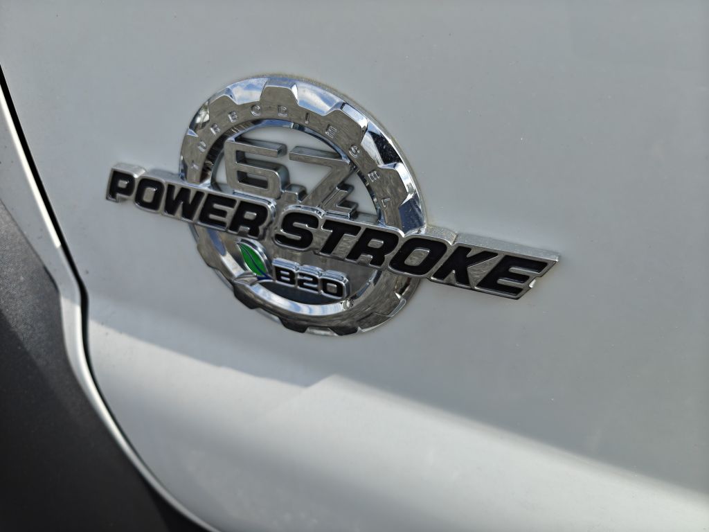 Photo 13 of this FORD F550 UTILITY