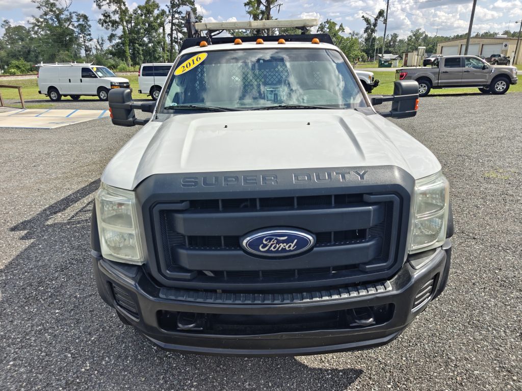 Photo 3 of this FORD F550 FLAT BOOM