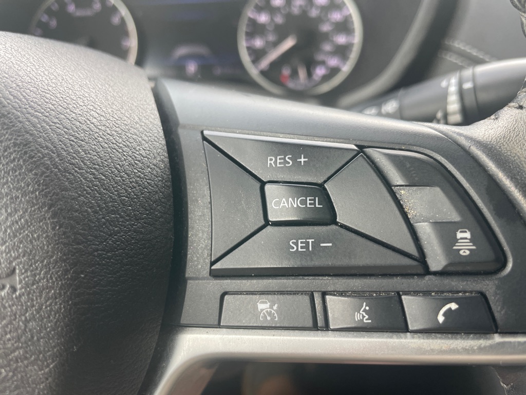 Photo 21 of this NISSAN SENTRA