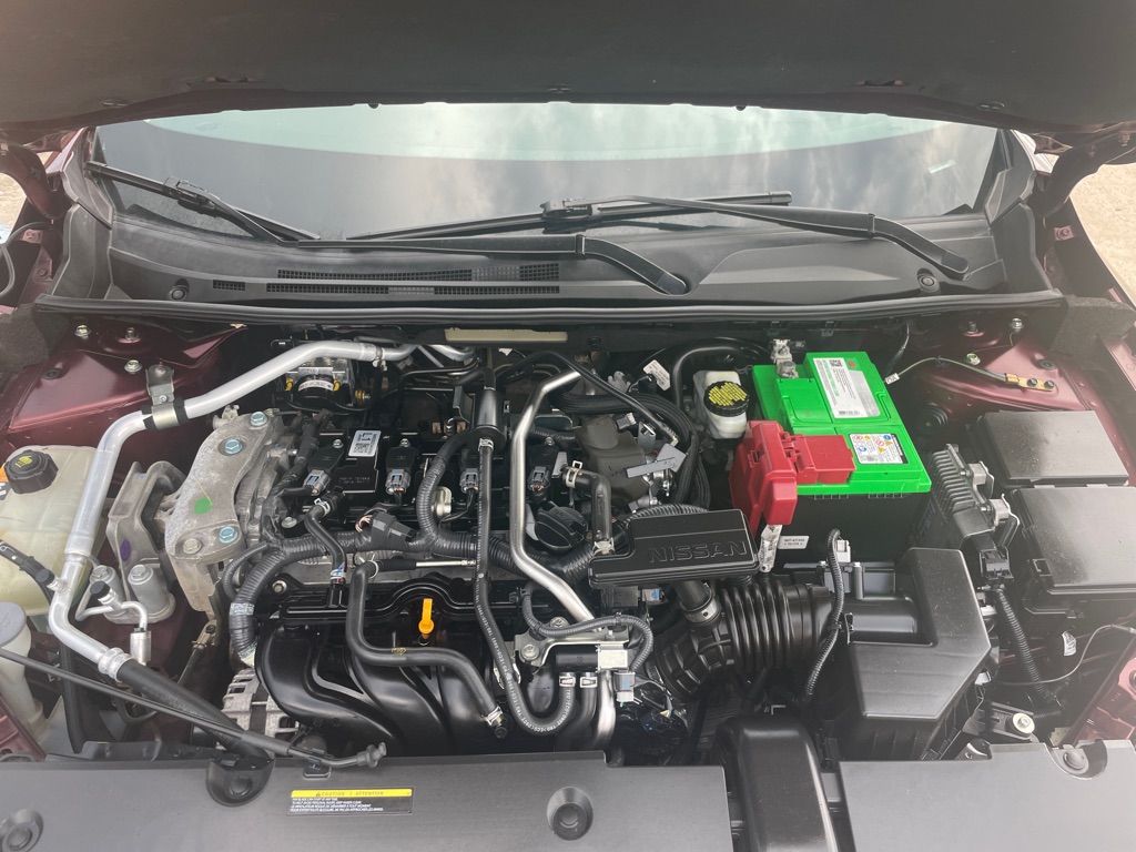 Photo 12 of this NISSAN SENTRA