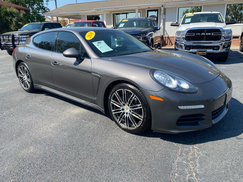 Photo 5 of this PORSCHE PANAMERA 4