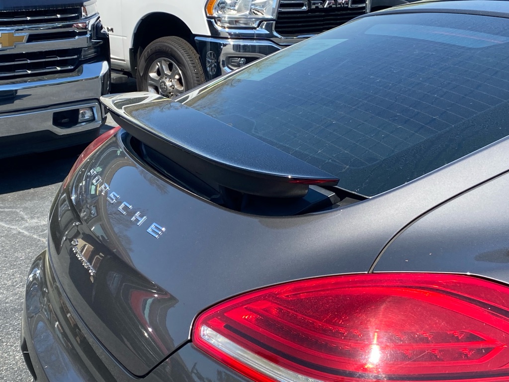Photo 10 of this PORSCHE PANAMERA 4