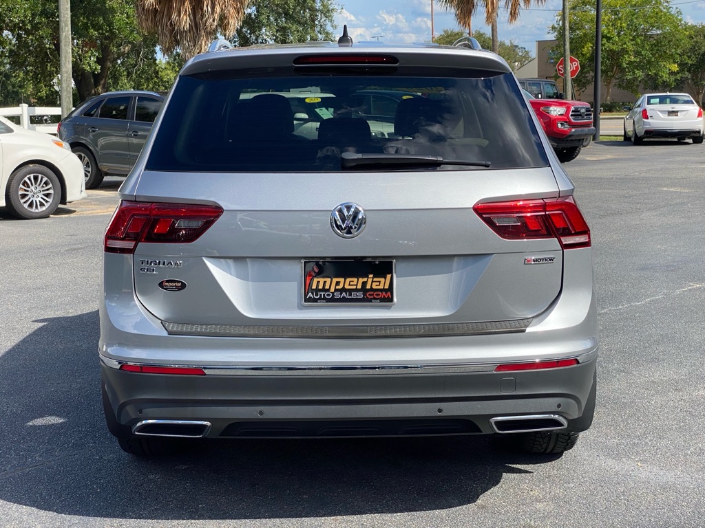 Photo 8 of this VOLKSWAGEN TIGUAN