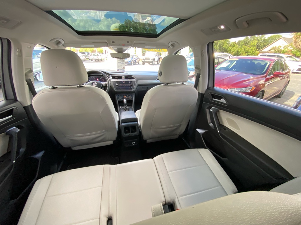 Photo 55 of this VOLKSWAGEN TIGUAN
