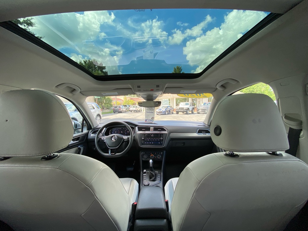 Photo 13 of this VOLKSWAGEN TIGUAN