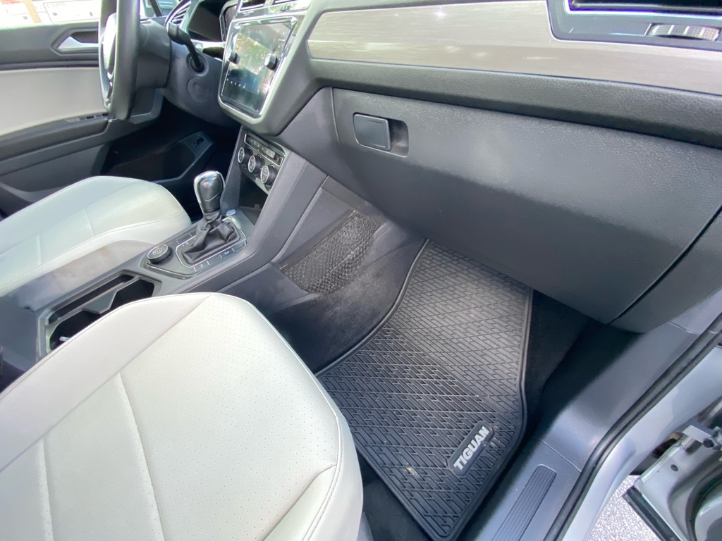 Photo 39 of this VOLKSWAGEN TIGUAN