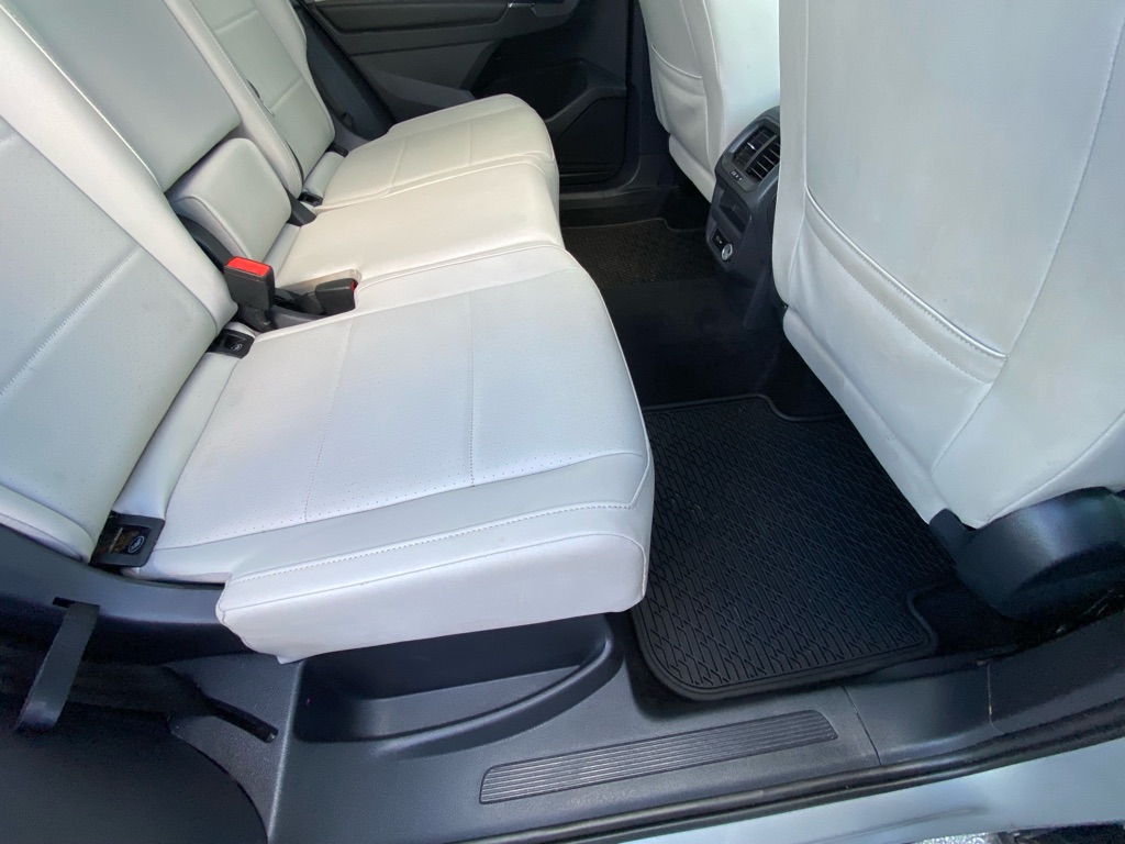 Photo 44 of this VOLKSWAGEN TIGUAN