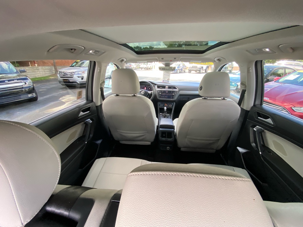 Photo 52 of this VOLKSWAGEN TIGUAN
