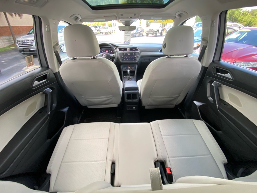 Photo 53 of this VOLKSWAGEN TIGUAN