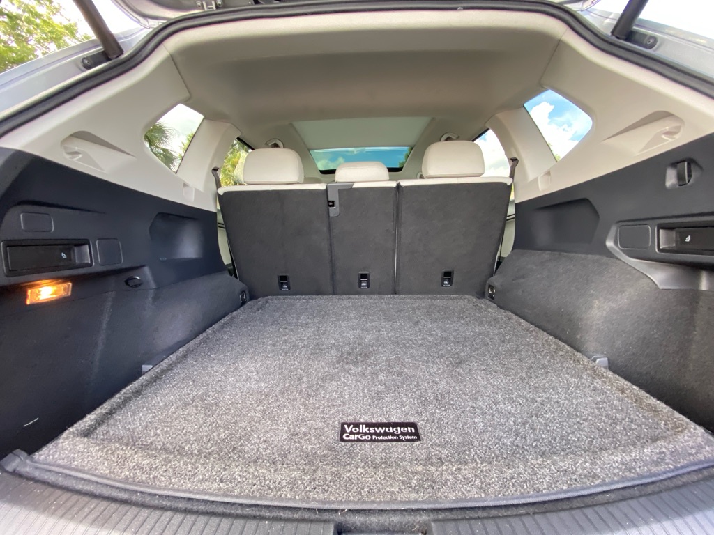Photo 48 of this VOLKSWAGEN TIGUAN