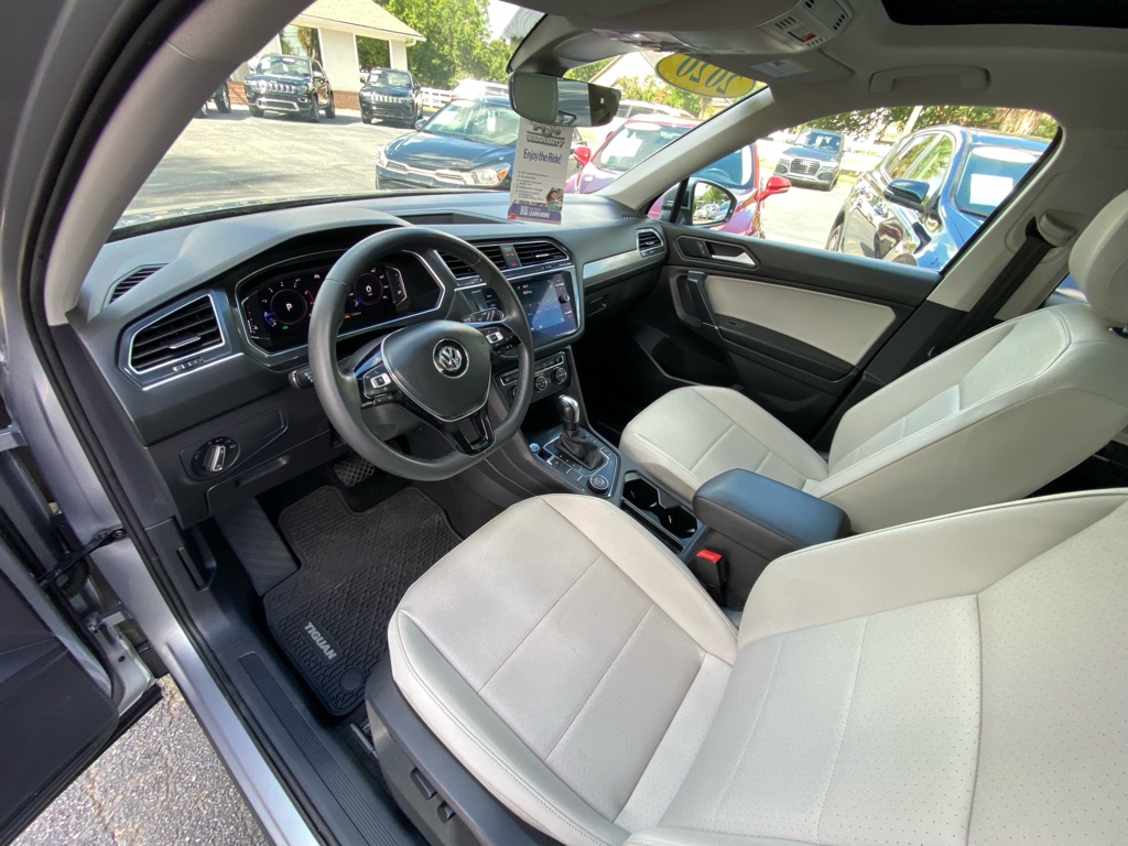 Photo 31 of this VOLKSWAGEN TIGUAN