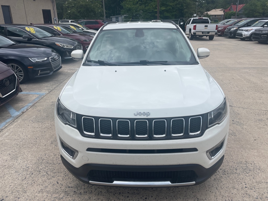 Photo 3 of this JEEP COMPASS