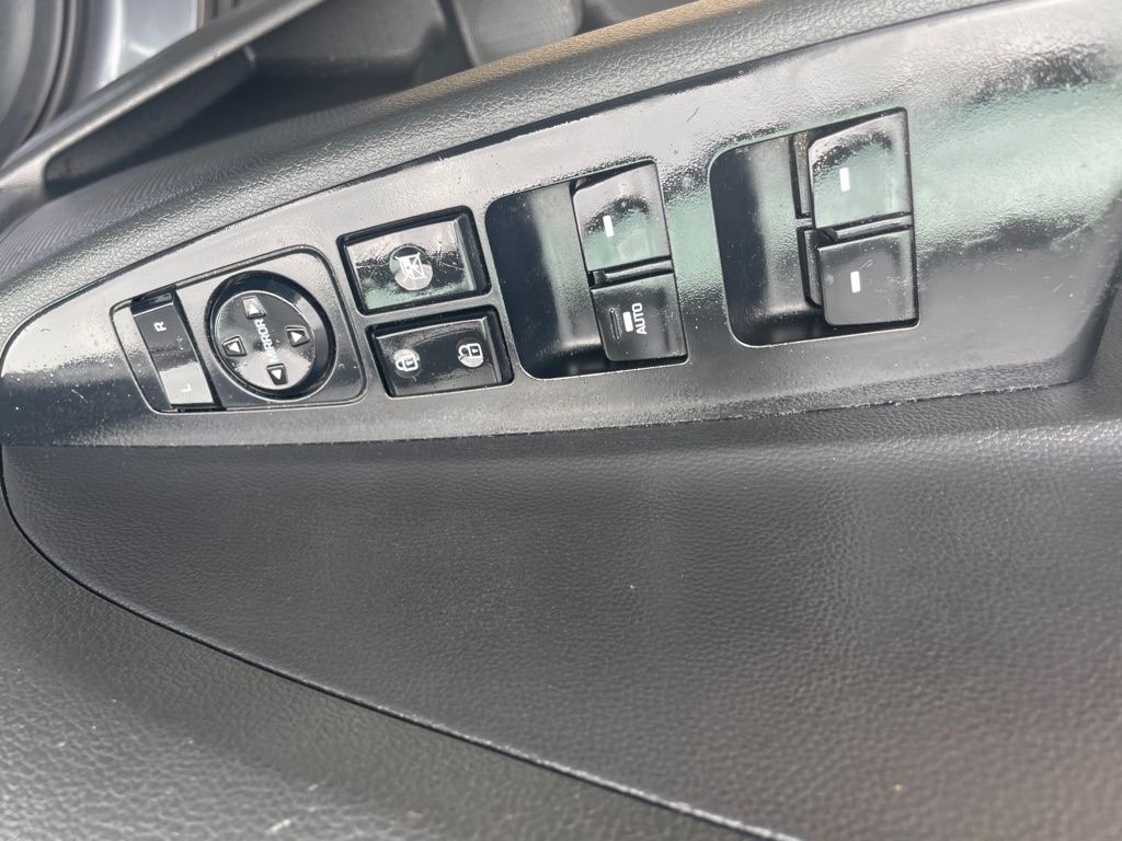 Photo 17 of this HYUNDAI TUCSON