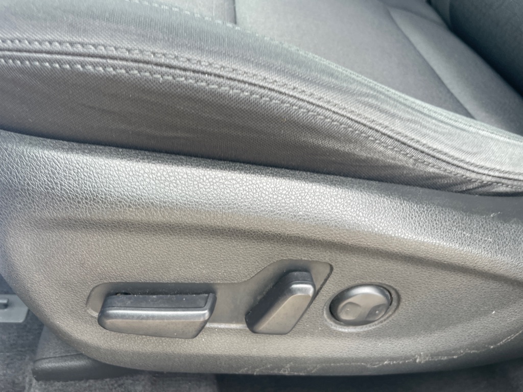 Photo 18 of this HYUNDAI TUCSON