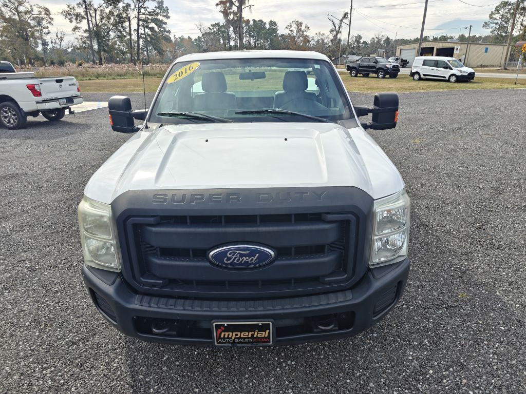 Photo 2 of this FORD F250 UTILITY