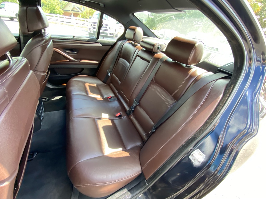 Photo 68 of this BMW 535I