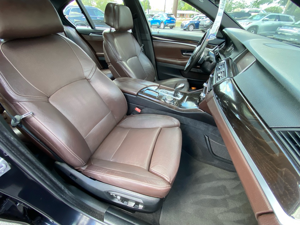 Photo 43 of this BMW 535I