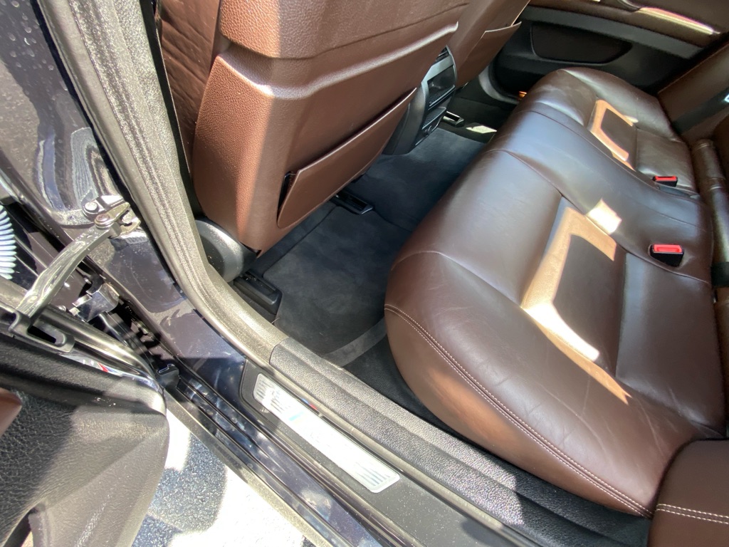 Photo 69 of this BMW 535I