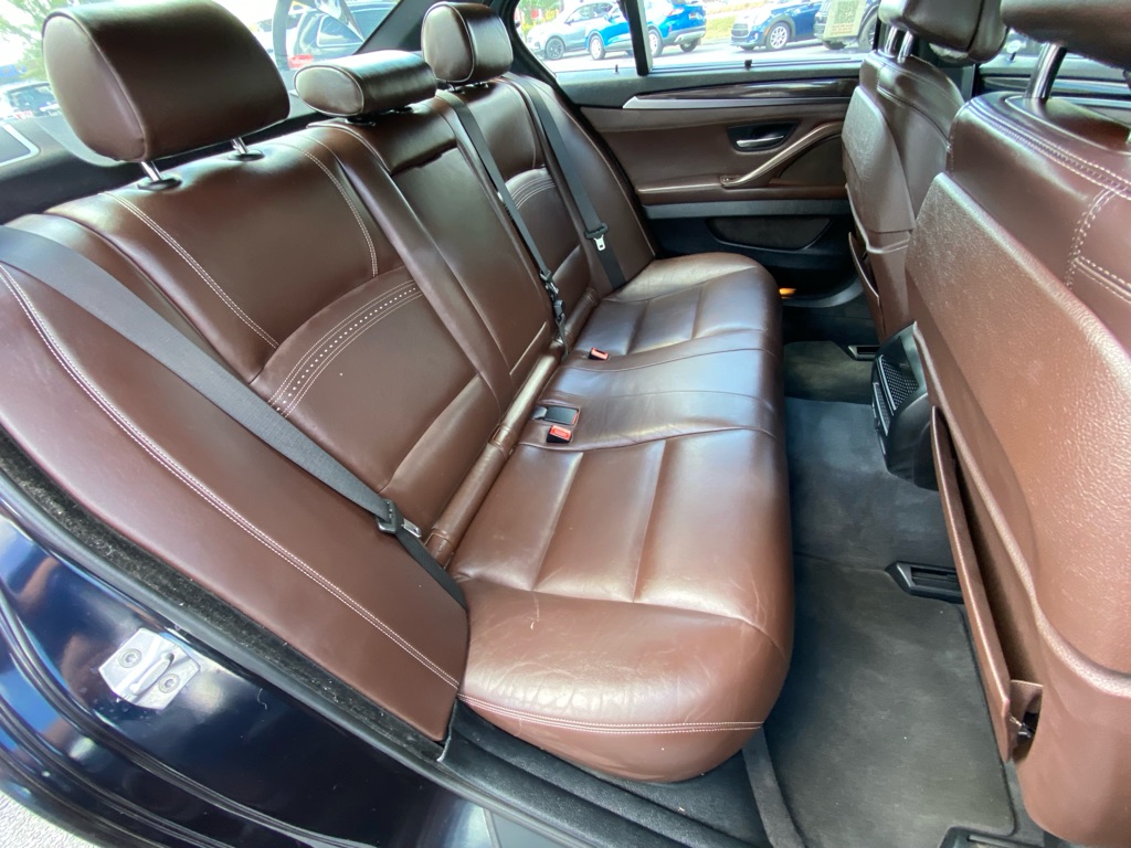 Photo 51 of this BMW 535I