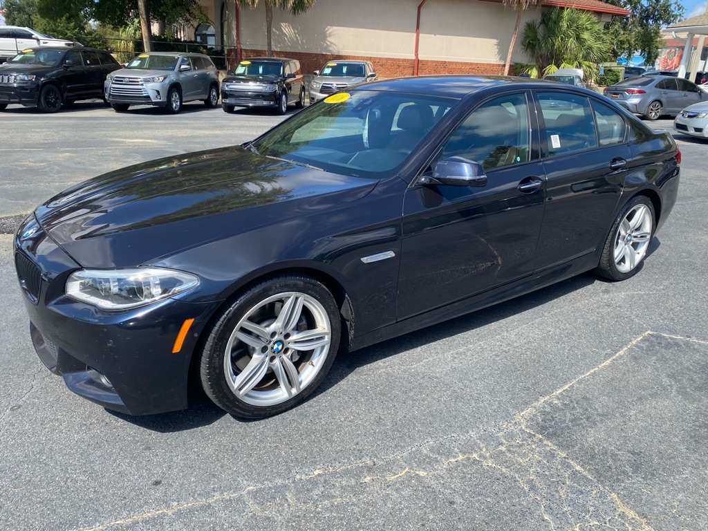 Photo 3 of this BMW 535I