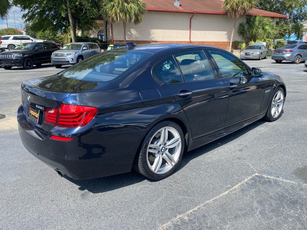 Photo 8 of this BMW 535I