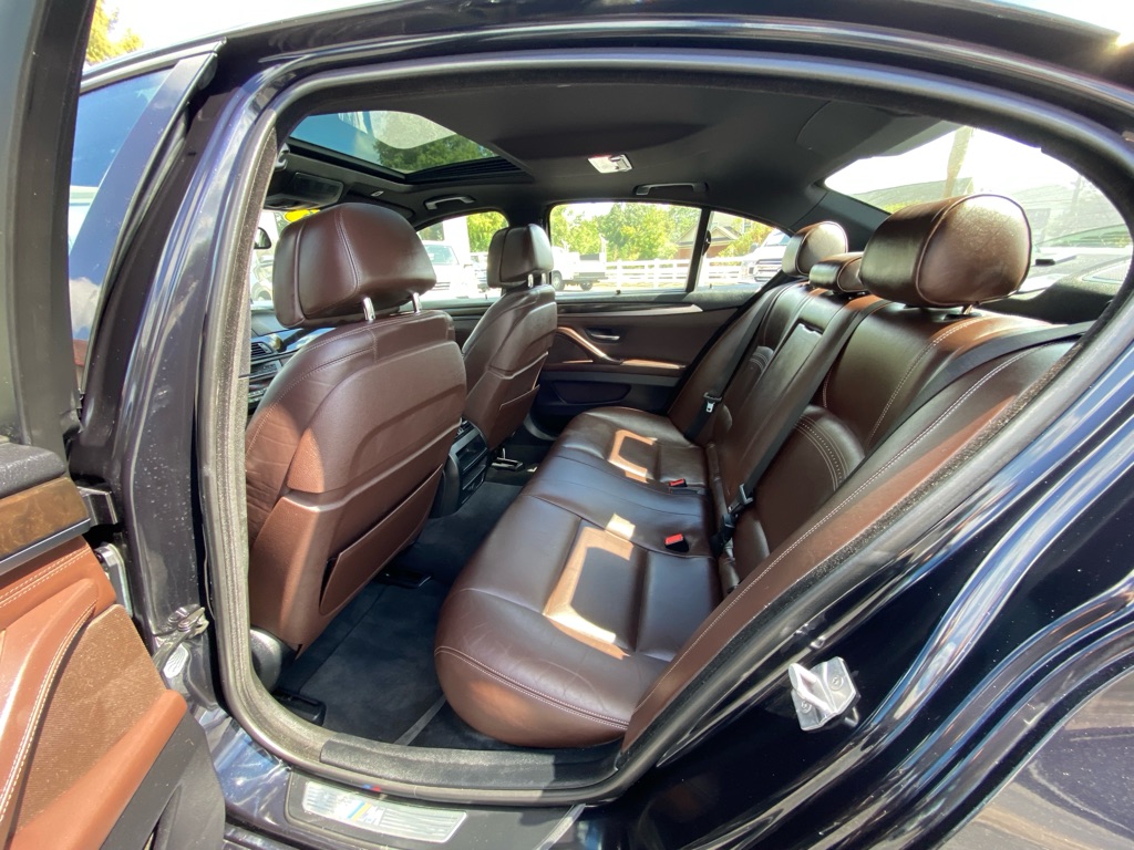 Photo 65 of this BMW 535I