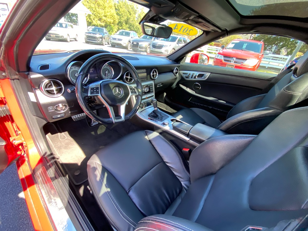 Photo 15 of this MERCEDES-BENZ SLK 250