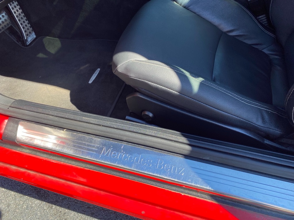 Photo 16 of this MERCEDES-BENZ SLK 250