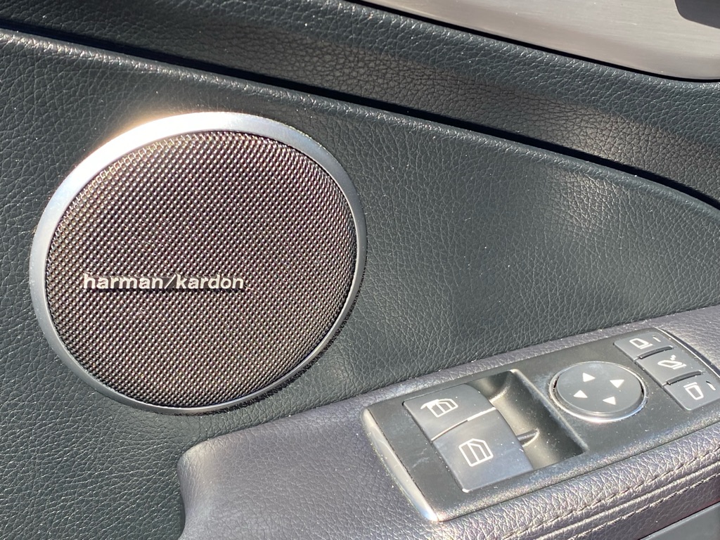 Photo 20 of this MERCEDES-BENZ SLK 250