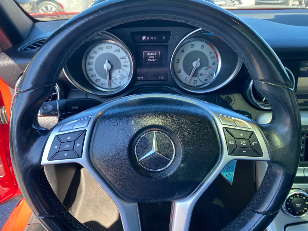 Photo 28 of this MERCEDES-BENZ SLK 250