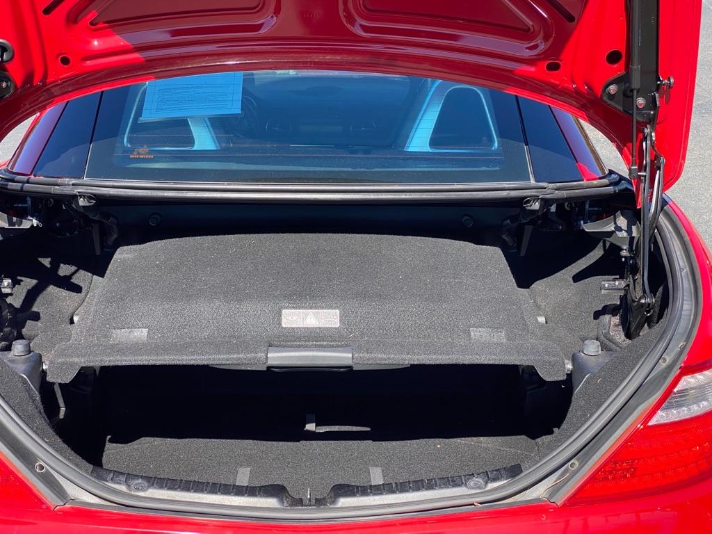 Photo 45 of this MERCEDES-BENZ SLK 250