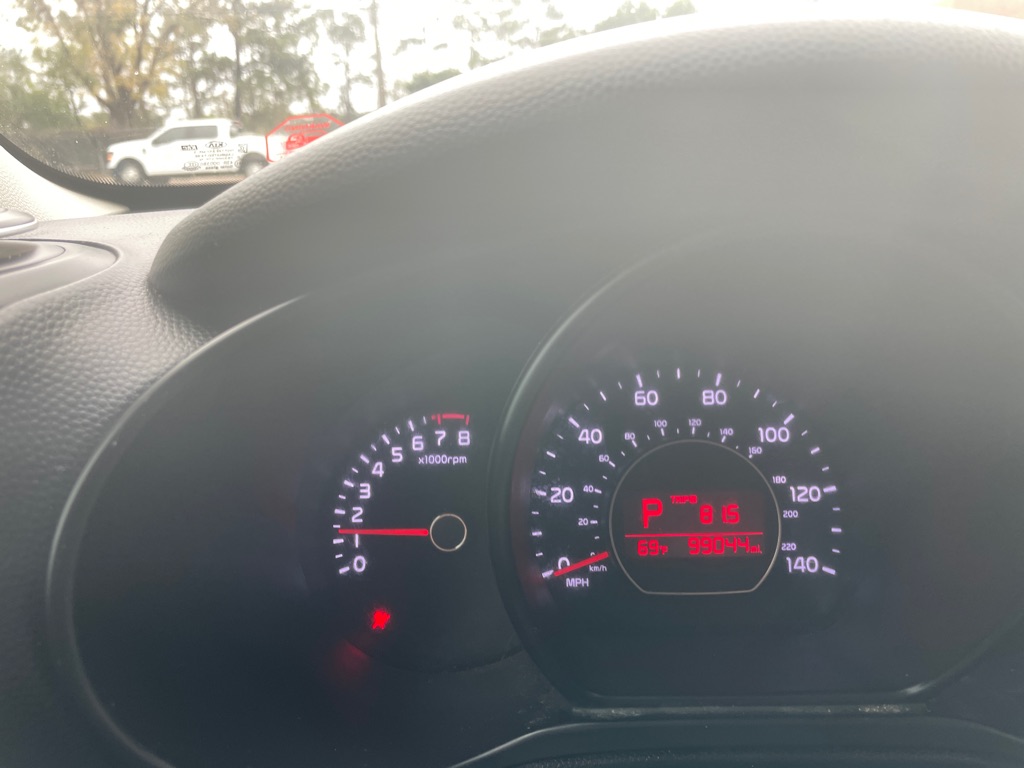 Photo 15 of this KIA SOUL +