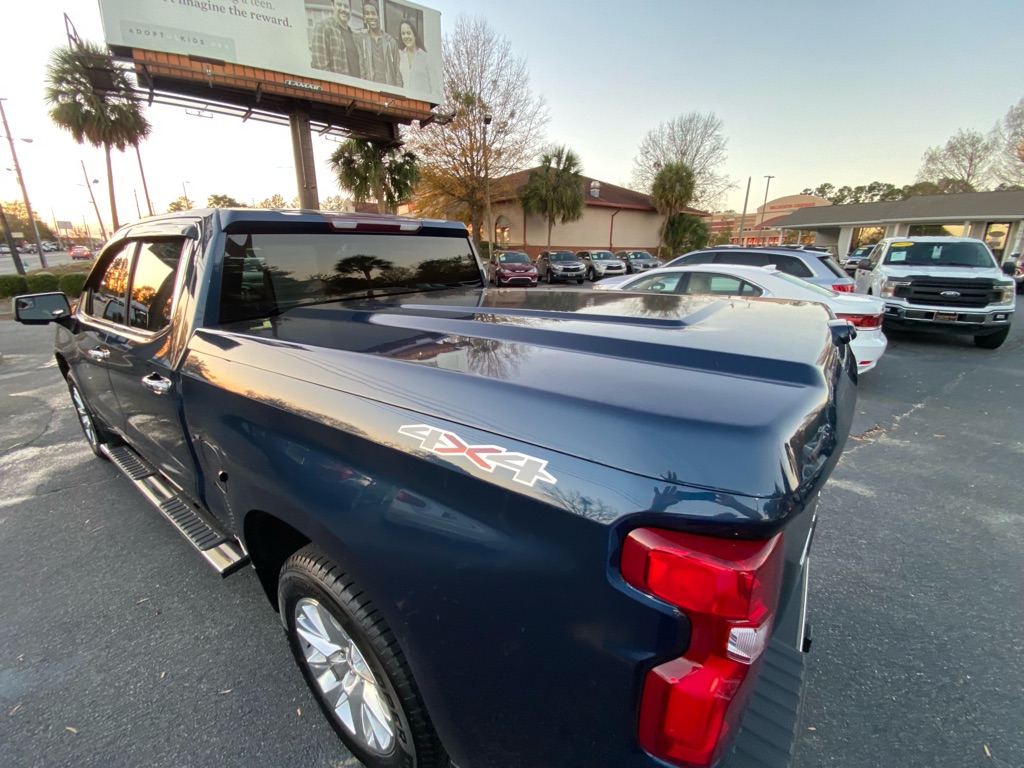 Photo 10 of this CHEVROLET SILVERADO 1500