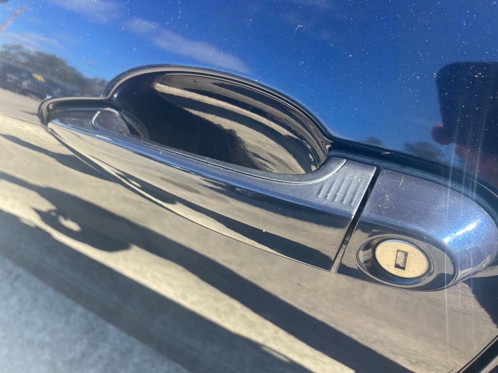 Photo 10 of this BMW 328XI