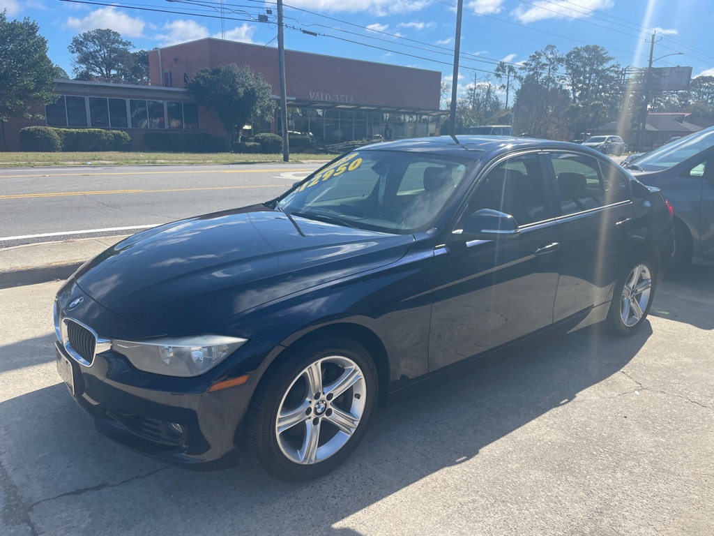 Photo 4 of this BMW 328XI